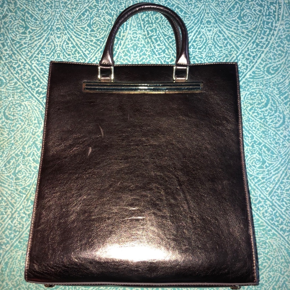 Copper gold bag perfect for the office/ laptop.